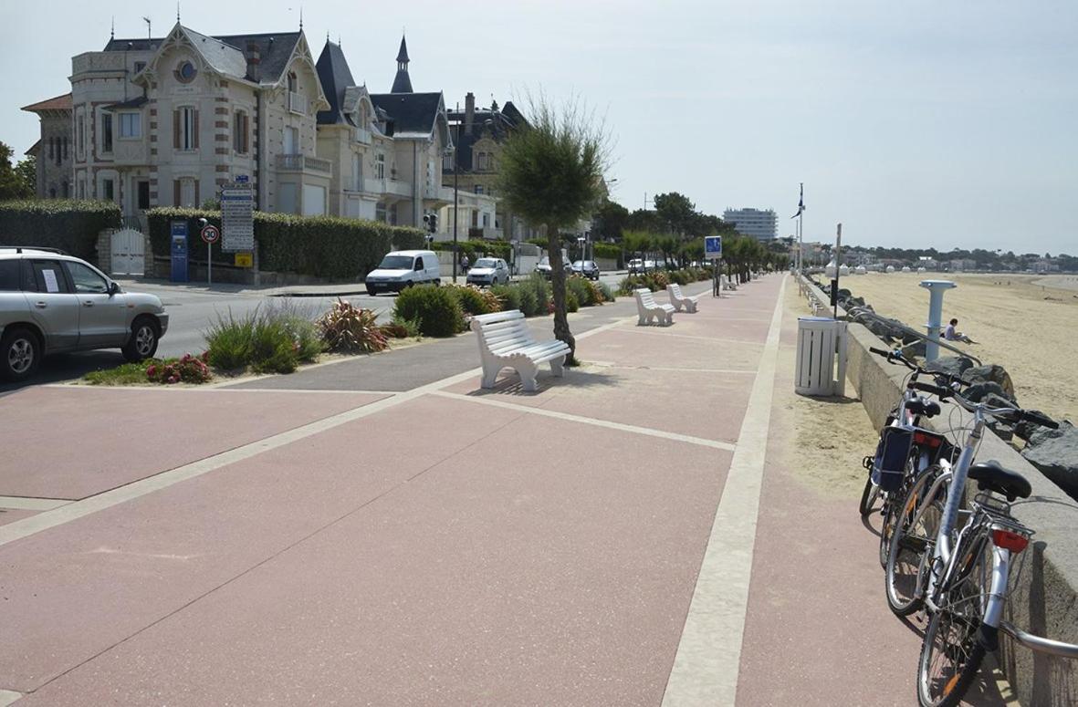Royan - Vue Mer Pour Cet Appartement Face A La Plage - Grande Conche Екстер'єр фото