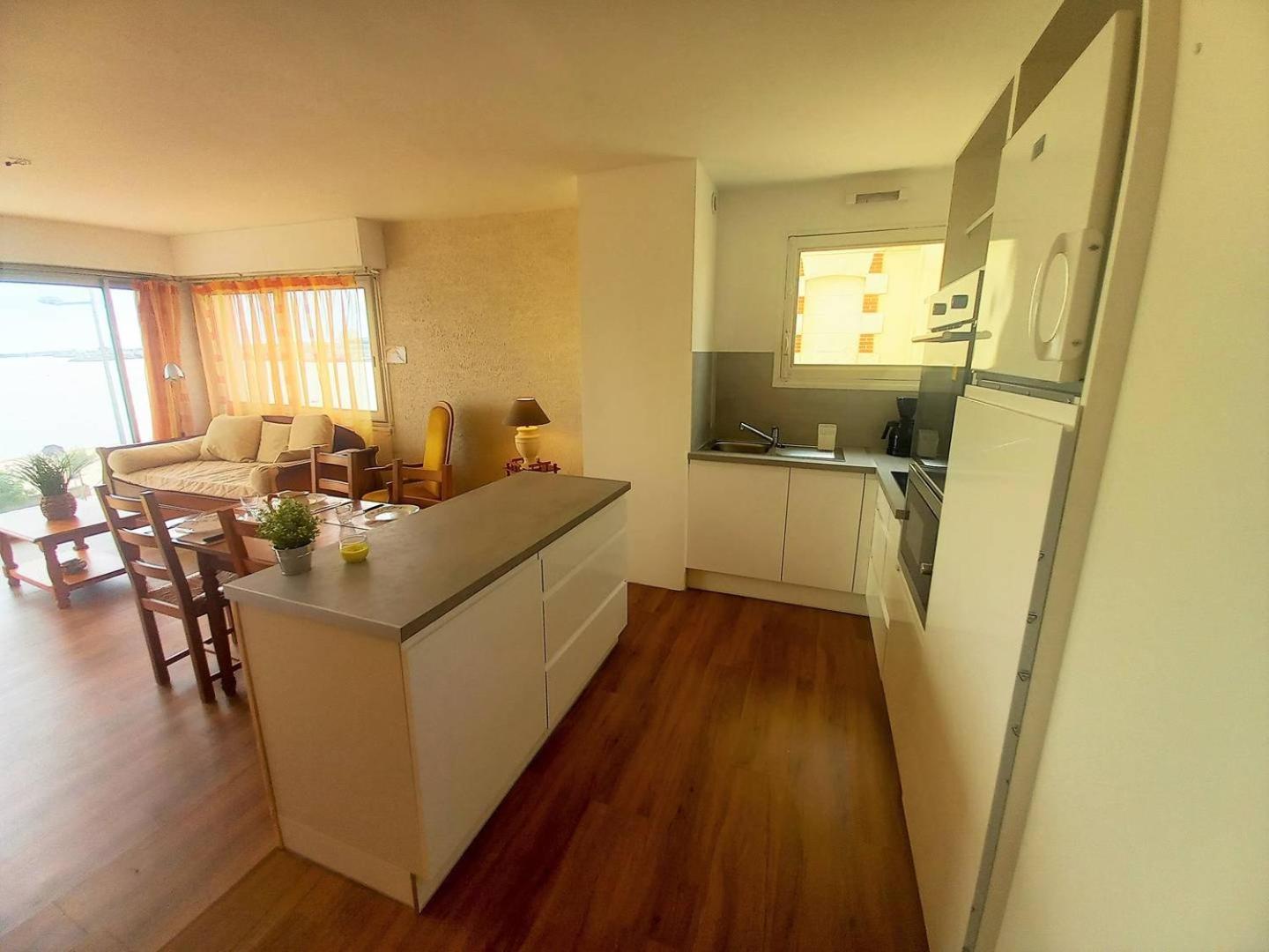 Royan - Vue Mer Pour Cet Appartement Face A La Plage - Grande Conche Екстер'єр фото